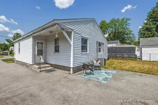 3216 Hillcroft Ave SW, Wyoming, MI 49548 - Photo 36