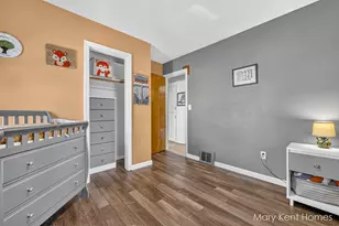 3216 Hillcroft Ave SW, Wyoming, MI 49548 - Photo 22