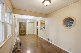 909 Moulton Ave, Muskegon, MI 49445 - Photo 20
