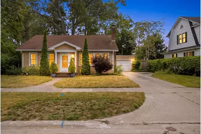 909 Moulton Avenue, Muskegon, MI 49445 - Photo 2