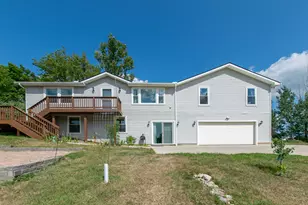 13396 Miracle Dr, Chelsea, MI 48118 - Photo 4