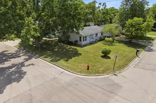 820 Loudon St, Big Rapids, MI 49307 - Photo 18
