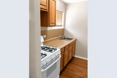 32462 Lenawee Court, Westland, MI 48186 - Photo 2