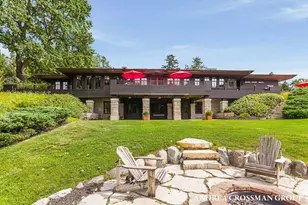 2048 Lakeshore Dr, Fennville, MI 49408 - Photo 8