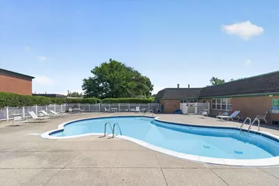 1942 Axtell Drive #3, Troy, MI 48084 - Photo 20