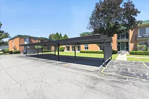 1942 Axtell Dr, Troy, MI 48084 - Photo 16
