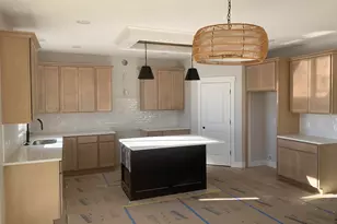 10568 Winnie Ln, Allendale, MI 49401 - Photo 6