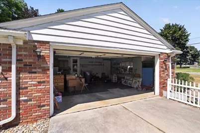 372 South Hills Drive, Battle Creek, MI 49015 - Photo 10