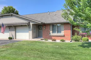 265 Interlaken Ct, Zeeland, MI 49464 - Photo 2