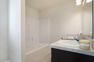 Unit 34 Legacy Ln, Hastings, MI 49058 - Photo 20