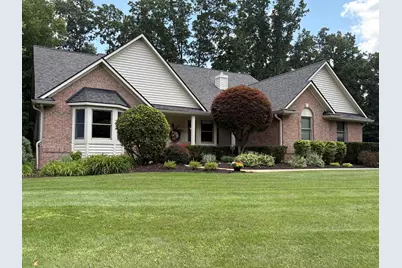 7708 Hunters Pointe, Brighton, MI 48116 - Photo 2