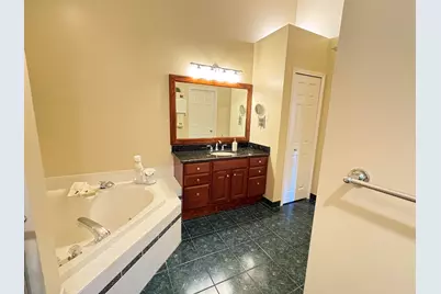 7708 Hunters Pointe, Brighton, MI 48116 - Photo 34