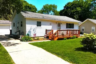 123 W Muriel St, Hastings, MI 49058 - Photo 1