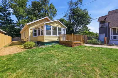 223 Quigley Boulevard SW, Grand Rapids, MI 49507 - Photo 2