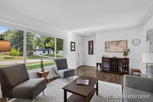 1936 Carlton Ave NE, Grand Rapids, MI 49505 - Photo 6