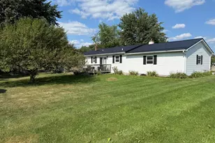 460 3rd St, Sunfield, MI 48890 - Photo 20