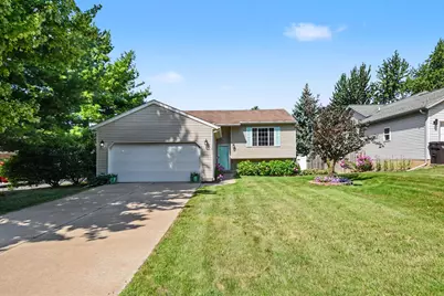 421 Macomb Avenue NW, Grand Rapids, MI 49534 - Photo 2