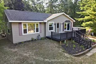 12088 N Lake St, Bitely, MI 49309 - Photo 2