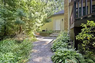 4569 Chandler Dr, Hudsonville, MI 49426 - Photo 6