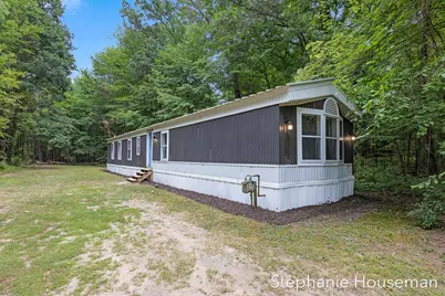 8394 Nugent Avenue NE, Rockford, MI 49341 - Photo 6