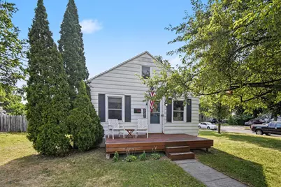 4540 Hyde Park Avenue SW, Grand Rapids, MI 49548 - Photo 2