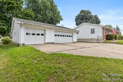 3542 Fuller Avenue SE, Grand Rapids, MI 49508 - Photo 2