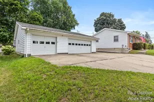 3542 Fuller Ave SE, Grand Rapids, MI 49508 - Photo 2