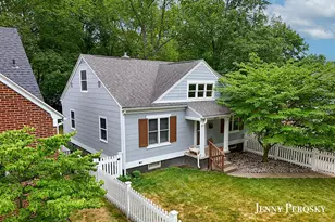 1044 Breton Rd SE, East Grand Rapids, MI 49506 - Photo 10