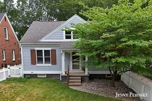 1044 Breton Rd SE, East Grand Rapids, MI 49506 - Photo 12