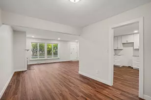 13084 Hoyt Dr, Battle Creek, MI 49014 - Photo 12