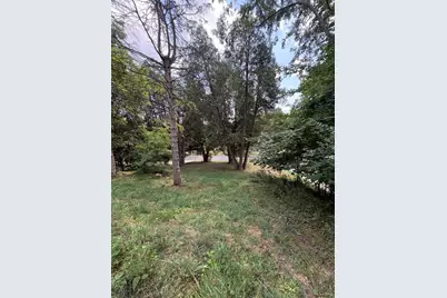 912 W Main Street, Ionia, MI 48846 - Photo 6