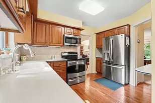 1110 Oakleigh Ave NW, Grand Rapids, MI 49504 - Photo 18