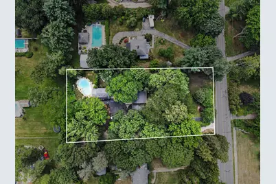 1110 Oakleigh Avenue NW, Grand Rapids, MI 49504 - Photo 4