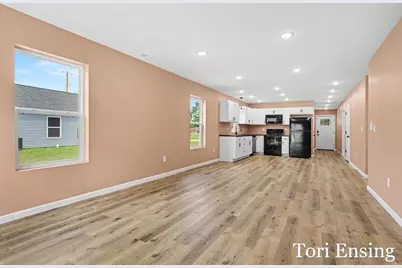 723 N Burgess Street, Greenville, MI 48838 - Photo 12
