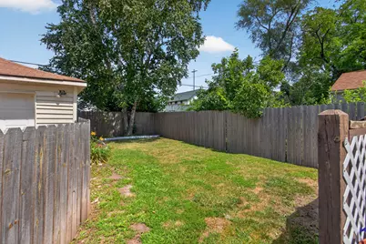 302 Cass Avenue, Jackson, MI 49203 - Photo 42