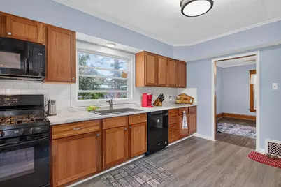 302 Cass Avenue, Jackson, MI 49203 - Photo 20