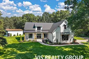 15762 Pruin St, Spring Lake, MI 49456 - Photo 2