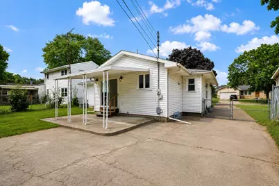 3815 Walton Drive, Lansing, MI 48910 - Photo 4