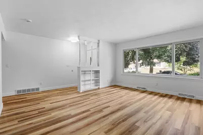 3815 Walton Drive, Lansing, MI 48910 - Photo 6