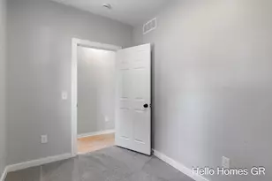 39 Fair St SE, Grand Rapids, MI 49507 - Photo 20