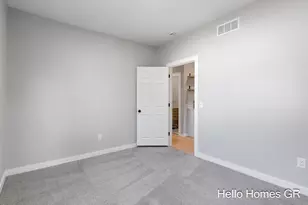 39 Fair St SE, Grand Rapids, MI 49507 - Photo 14