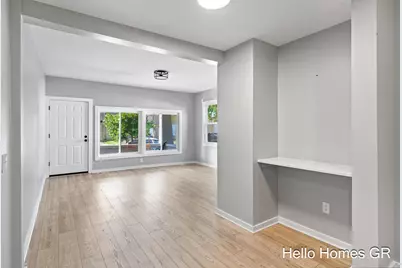 39 Fair Street SE, Grand Rapids, MI 49507 - Photo 8