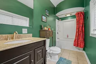2067 Riverbank Ave NE, Grand Rapids, MI 49525 - Photo 8