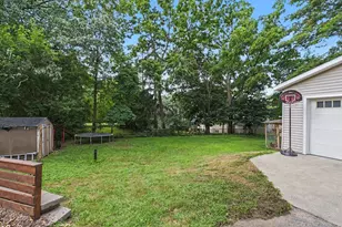 1720 Cargill St NW, Grand Rapids, MI 49544 - Photo 6