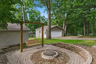 1720 Cargill St NW, Grand Rapids, MI 49544 - Photo 4