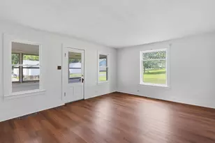 221 E Colfax St, Hastings, MI 49058 - Photo 16