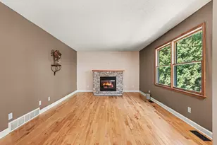 1330 S Griffin St, Grand Haven, MI 49417 - Photo 10