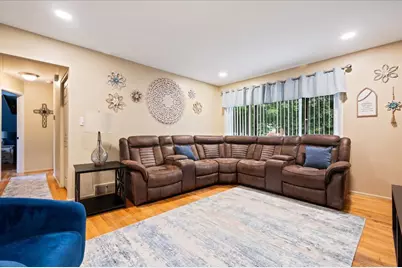 31733 Pembroke Street, Livonia, MI 48152 - Photo 8