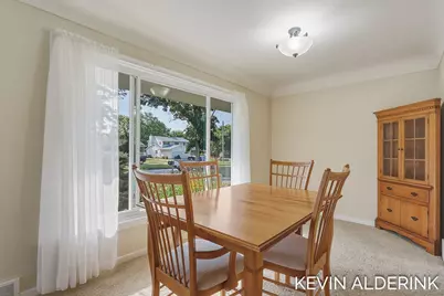 627 Hall Boulevard, Mason, MI 48854 - Photo 10