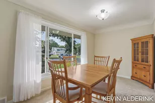 627 Hall Blvd, Mason, MI 48854 - Photo 10